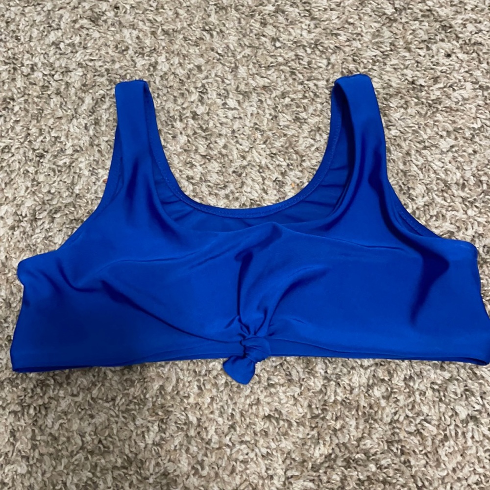 SHEIN Women’s Bathing Suit Top
